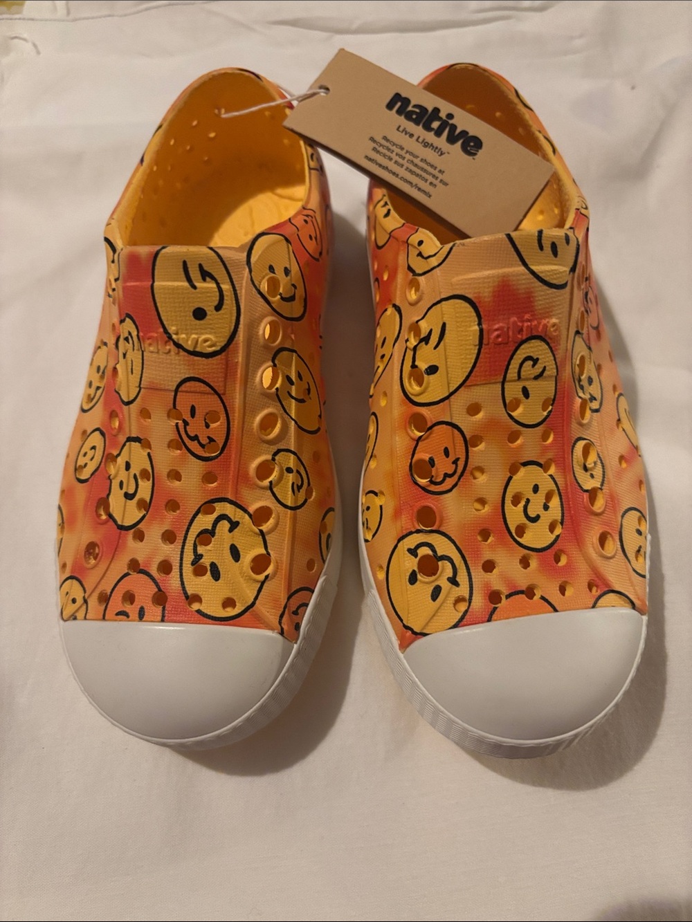 NWT Native Kids Orange Smiley Face Slip-On Sneakers